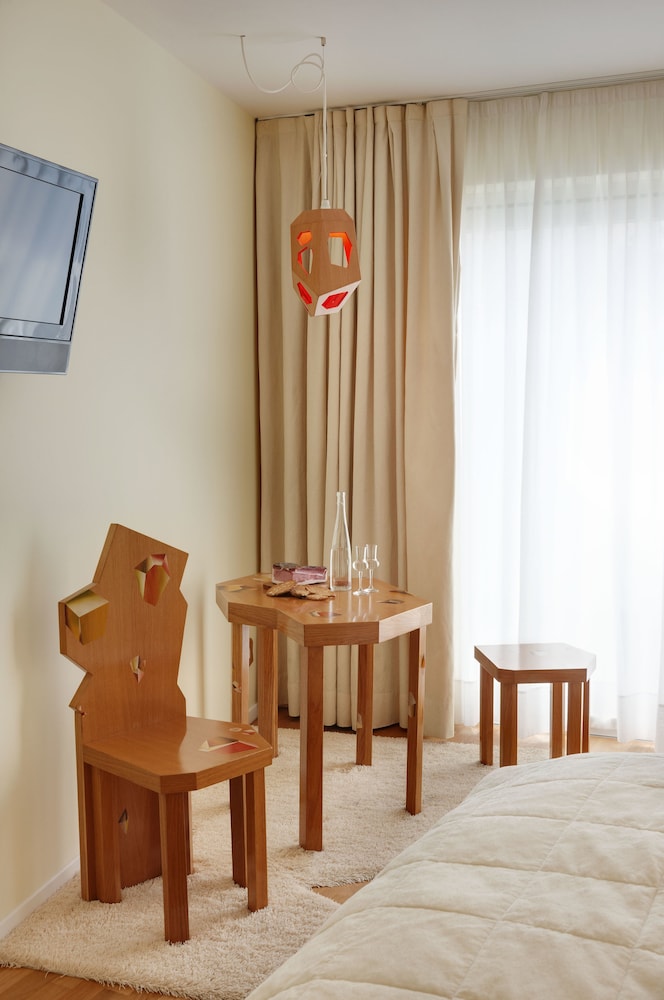 Double Room (Prestige)