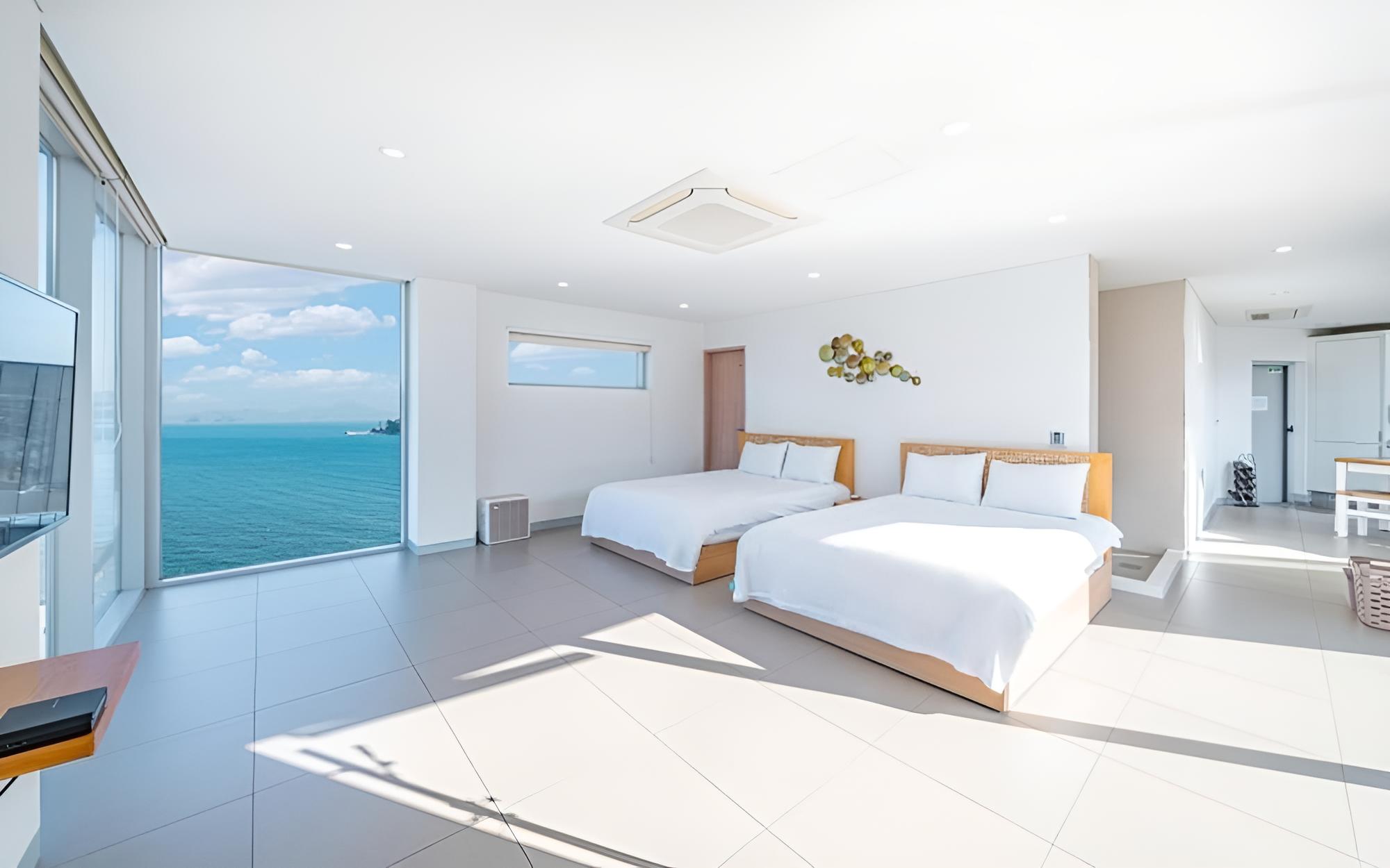 Room (Mint 301 (twin bed)) photo 3