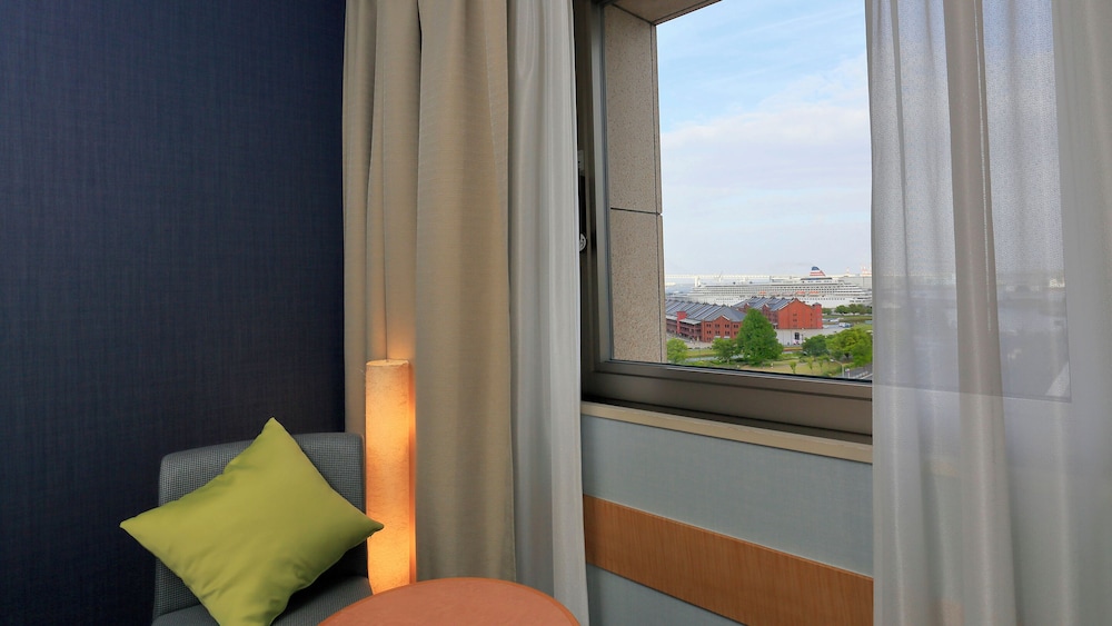 Compact Twin Room, Smoking - Photo 4