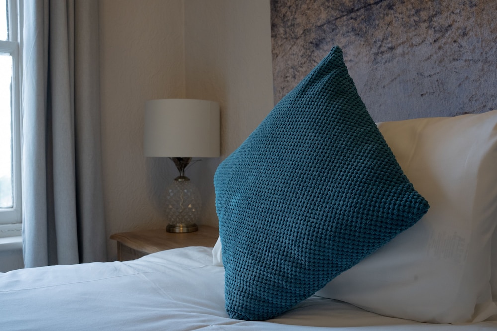 Standard Single Room, 1 Twin Bed (Shared)