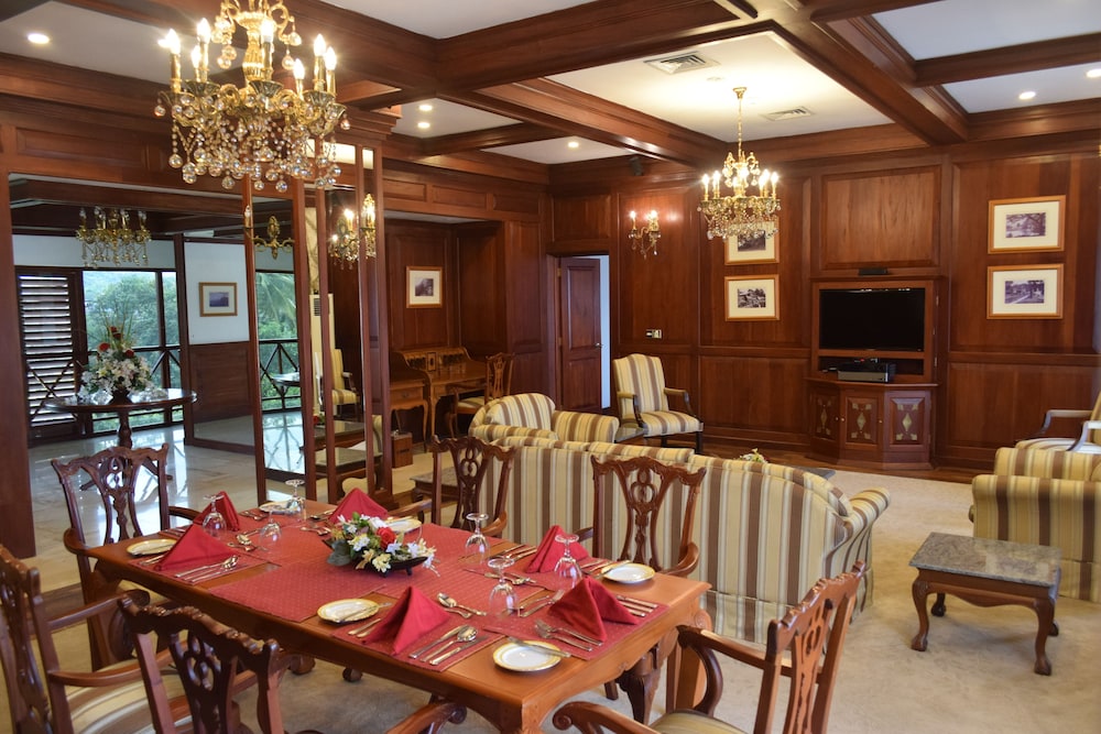 Two Bedroom Mahaweli Suite - Photo 3