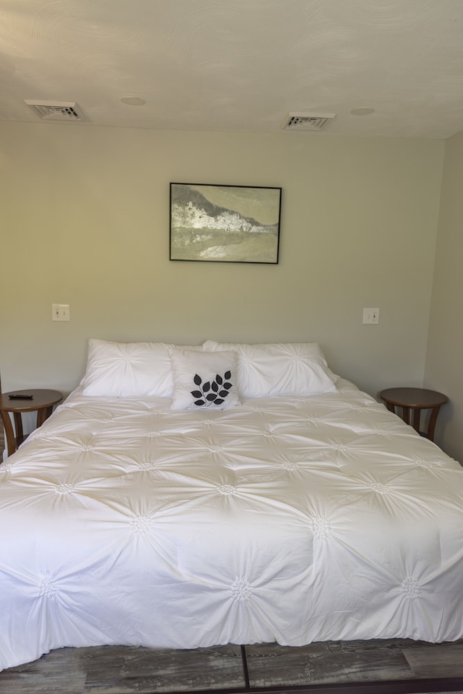 The Tuscany Room