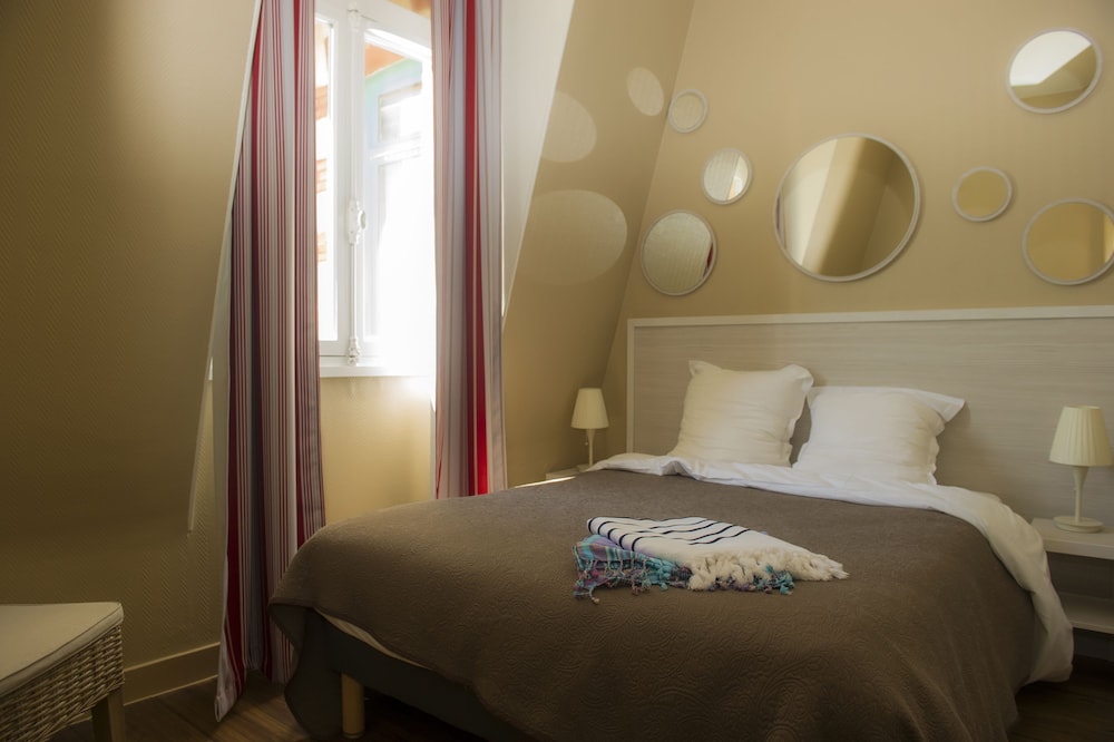 Apartment 1 bedroom, 1 double bed or twin beds and 1 sofa bed photo 1