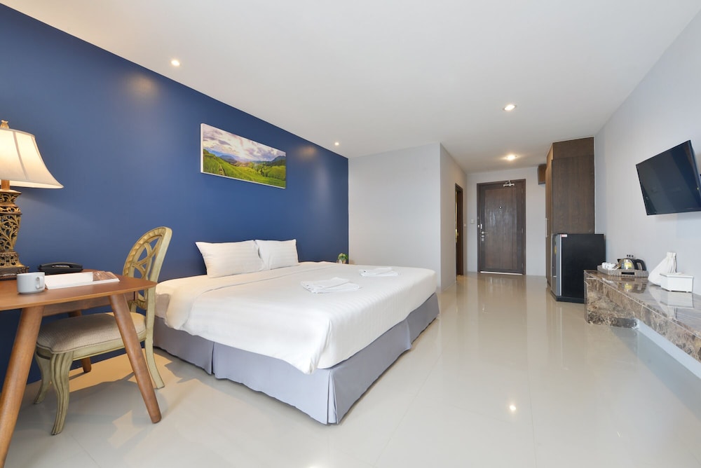 Superior Twin Room - Photo 9