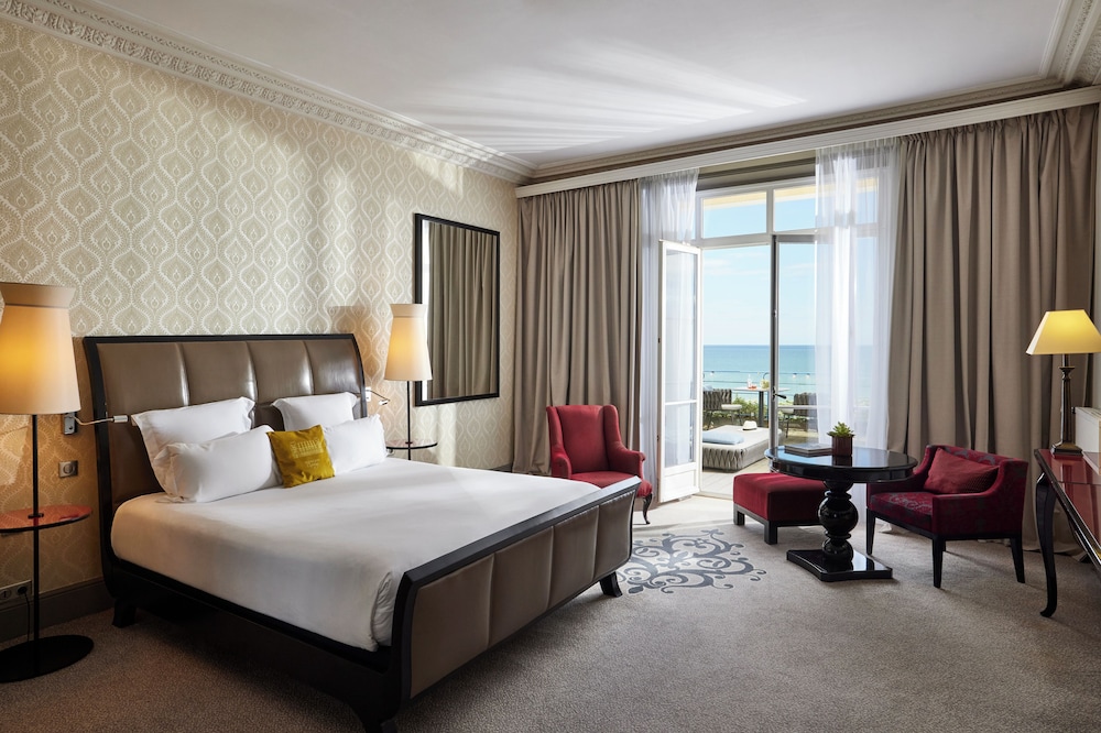 Deluxe Room, 1 King Bed, Terrace, Sea View