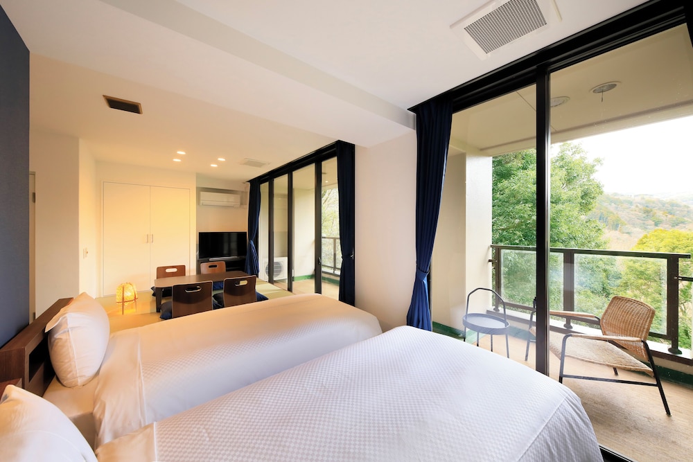 Executive Triple Room, Non Smoking, Mountain View