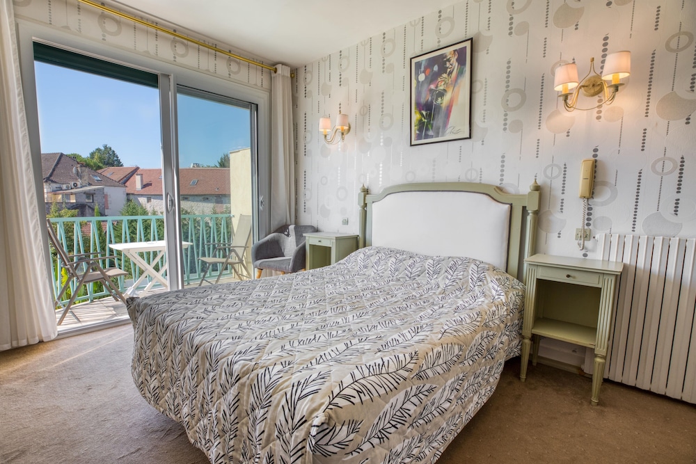 Standard Double Room - Photo 3