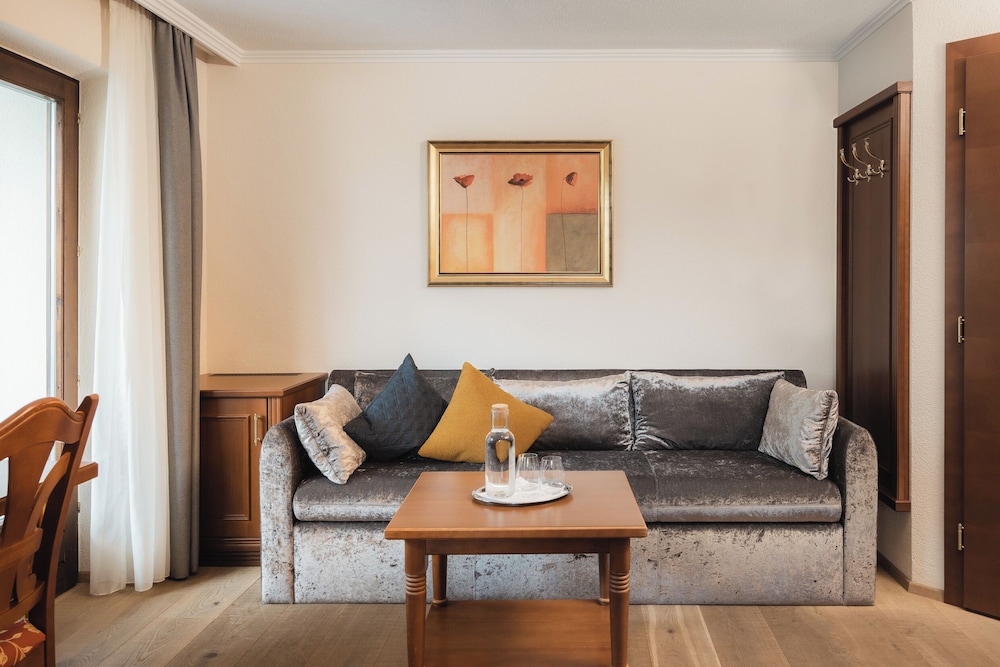Premium Studio Suite photo 3