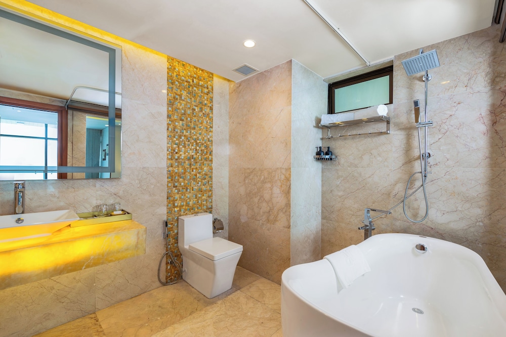 Mandila Suite with Ocean Front photo 2