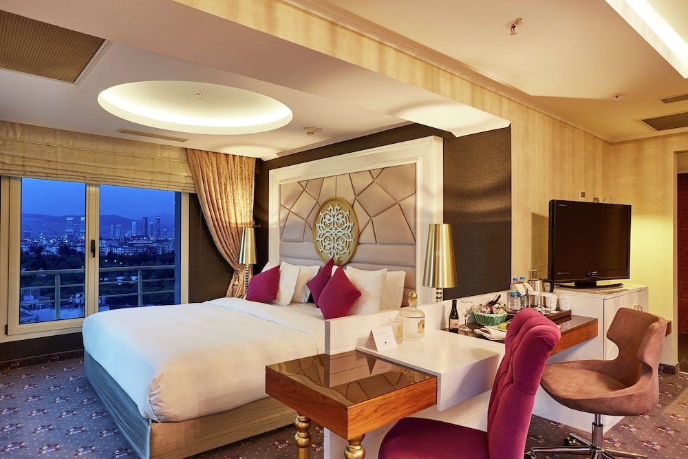 Presidential Suite