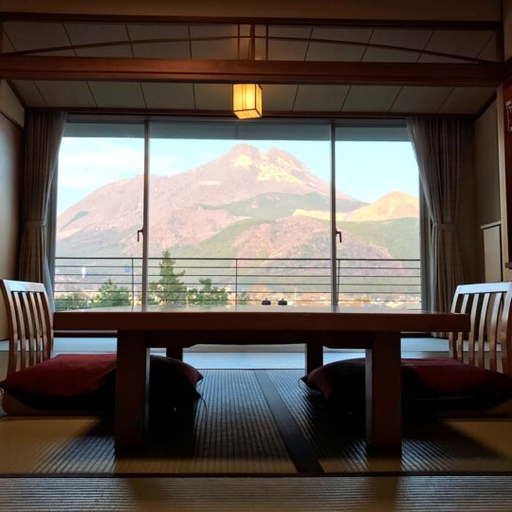 Traditional Room, Mountain View (No meals) photo 2
