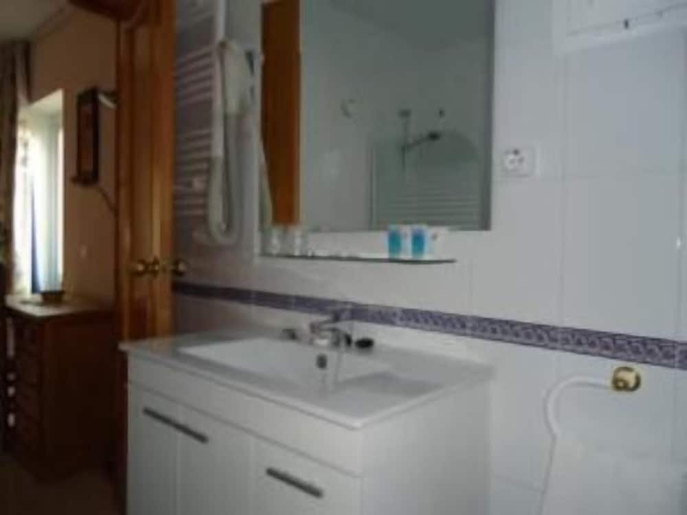 Triple Room - Photo 3