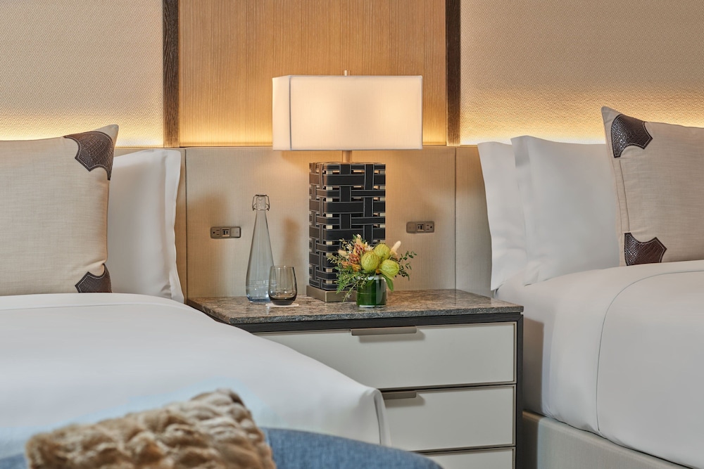 Club Queen Room, Club lounge access, Club Guest room, 2 Queen