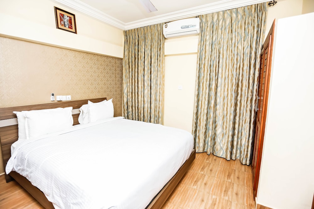 Deluxe Room, 1 Queen Bed, Non Smoking