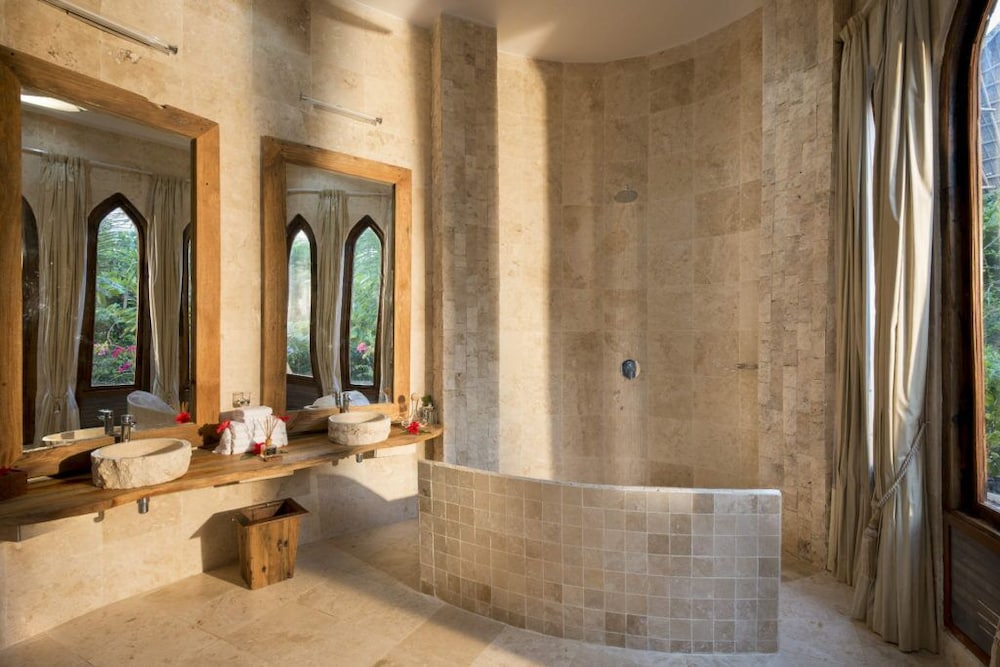 Luxury Villa, 1 Bedroom (Kimwondo) photo 2