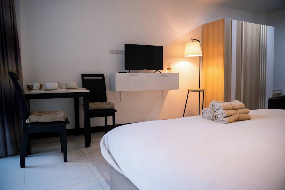 Apartment, 1 Bedroom, Smoking