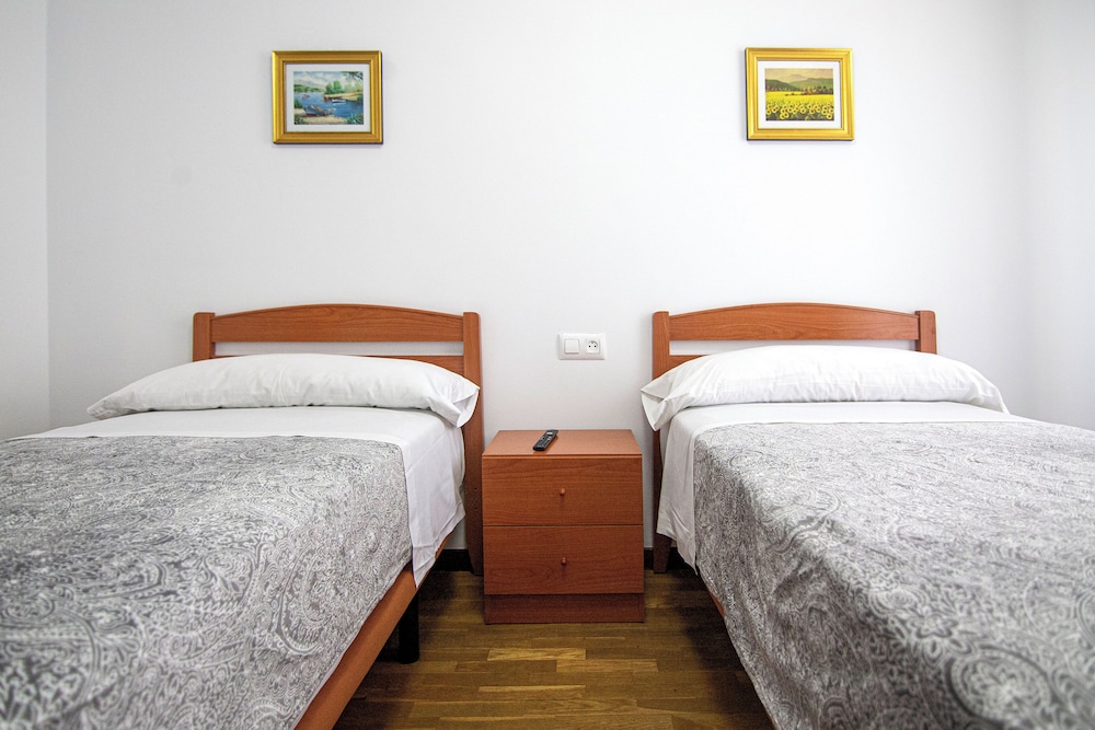 Habitación Estándar con Dos Camas Individuales