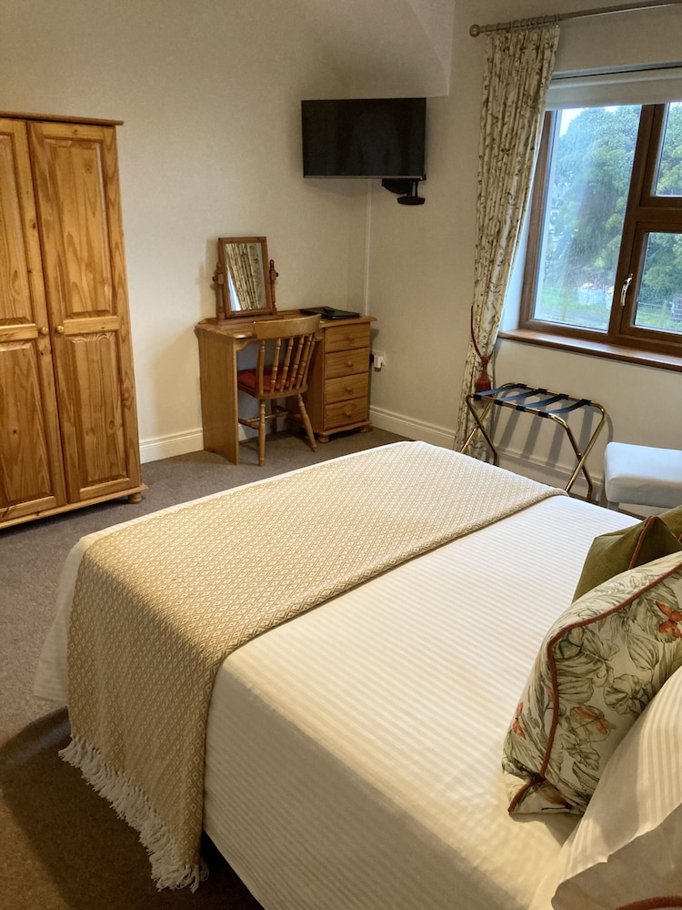Double Room, Private Bathroom (Lamagan )
