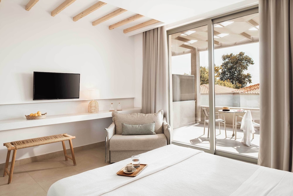 Junior Suite, Garden View (3 Adults)