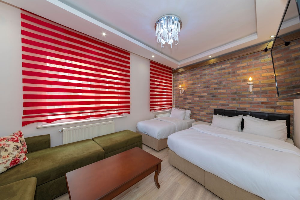 Deluxe Studio, 1 Bedroom photo 1