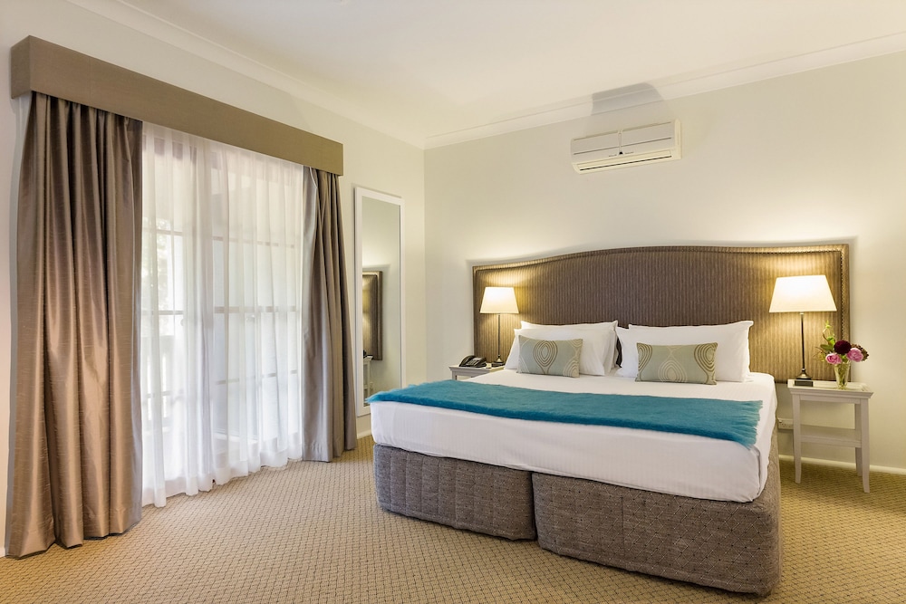 Room (Highland, Weekly Housekeeping) photo 2