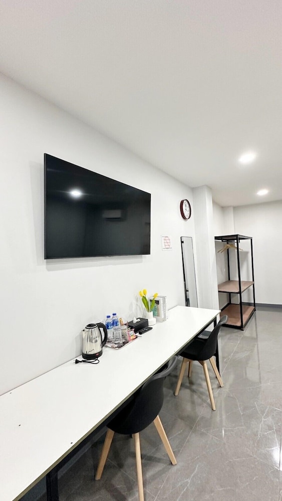 Basic Double Or Twin Room photo 3