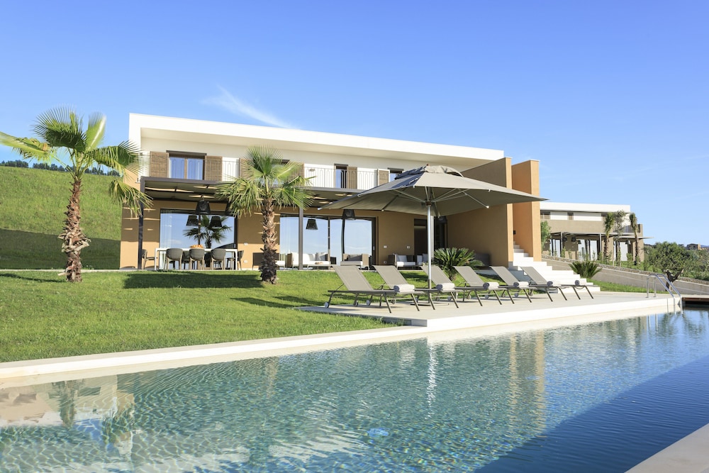 Villa, 3 Bedrooms, Sea View (Agata)