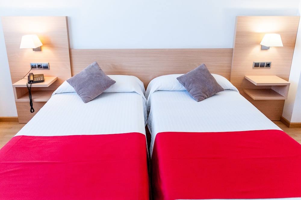 Double Room - Photo 4