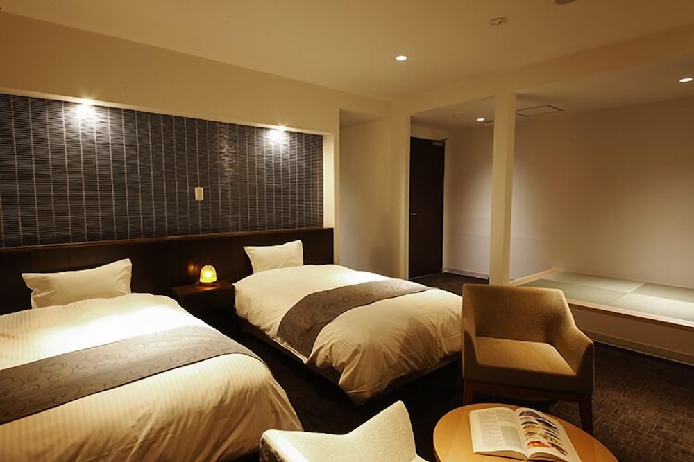 Superior Japanese And Western Style Room