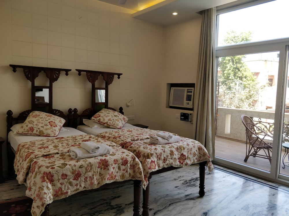 Super Deluxe Room - Photo 18