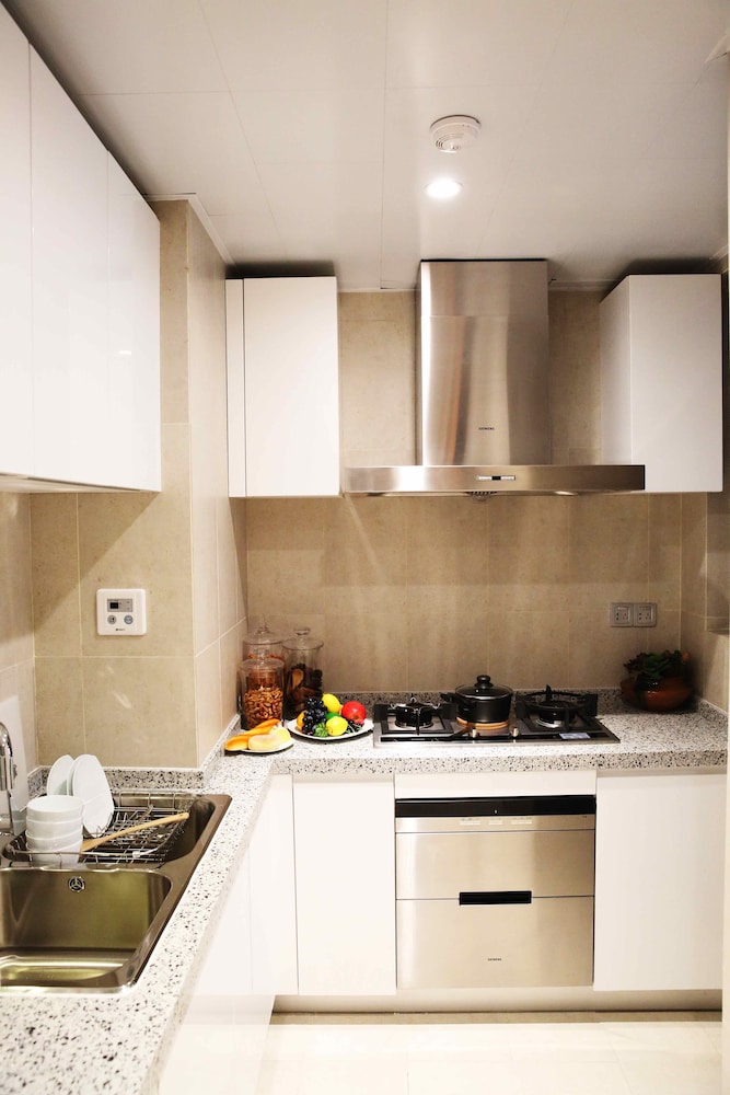 Two Bedroom Standard photo 3