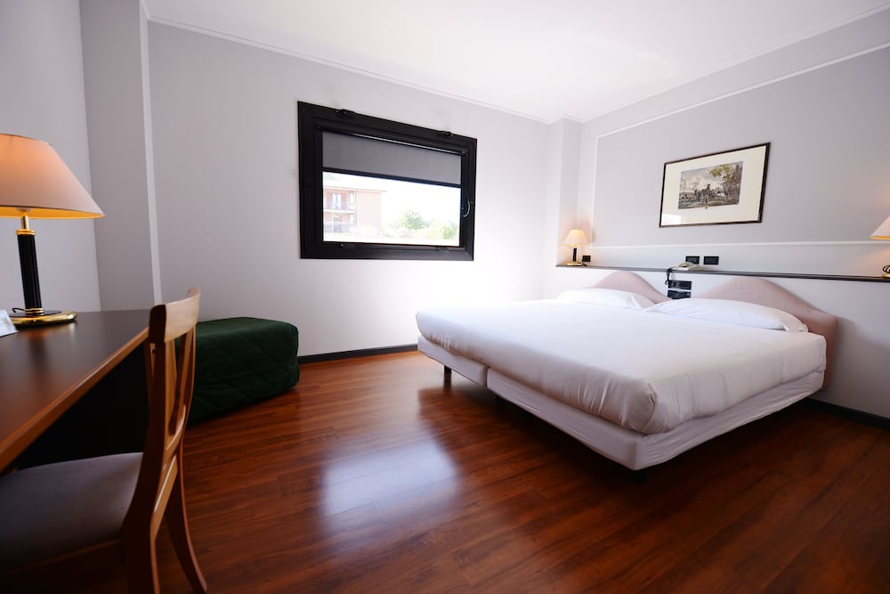 Comfort Double Room, Courtyard View