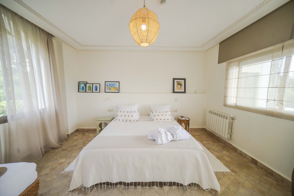 Standard Double Room (Malabata)