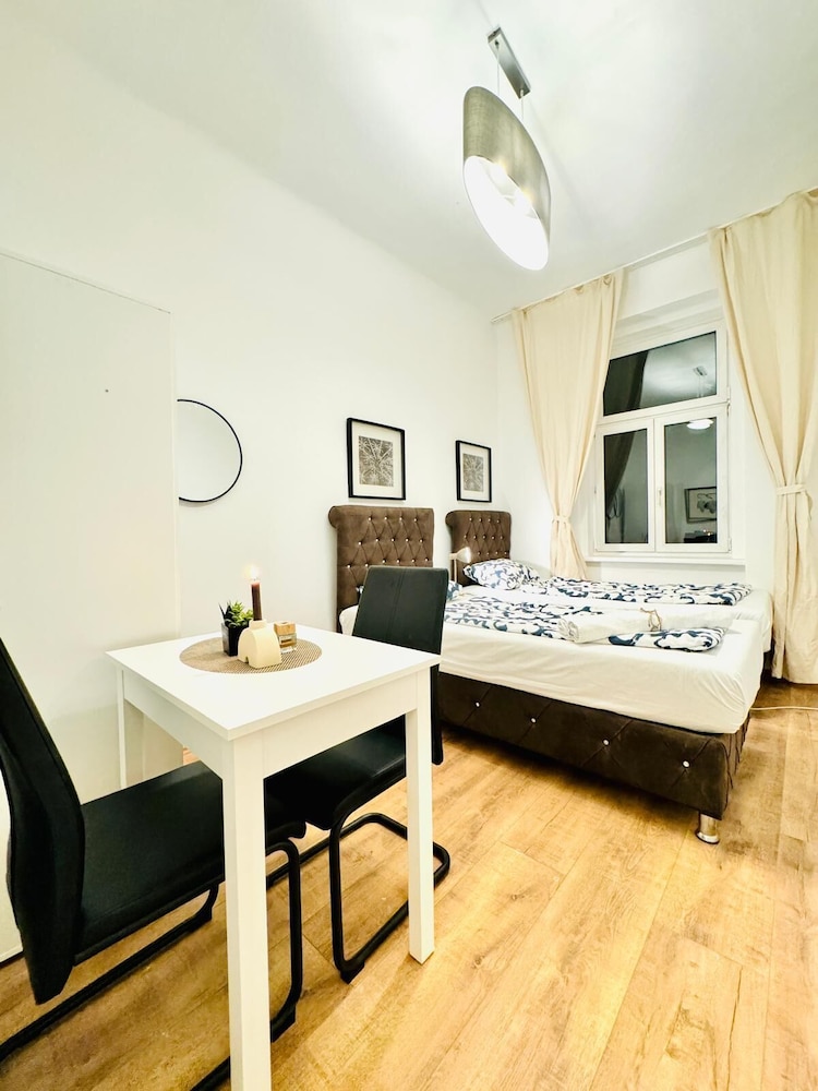Basic Room