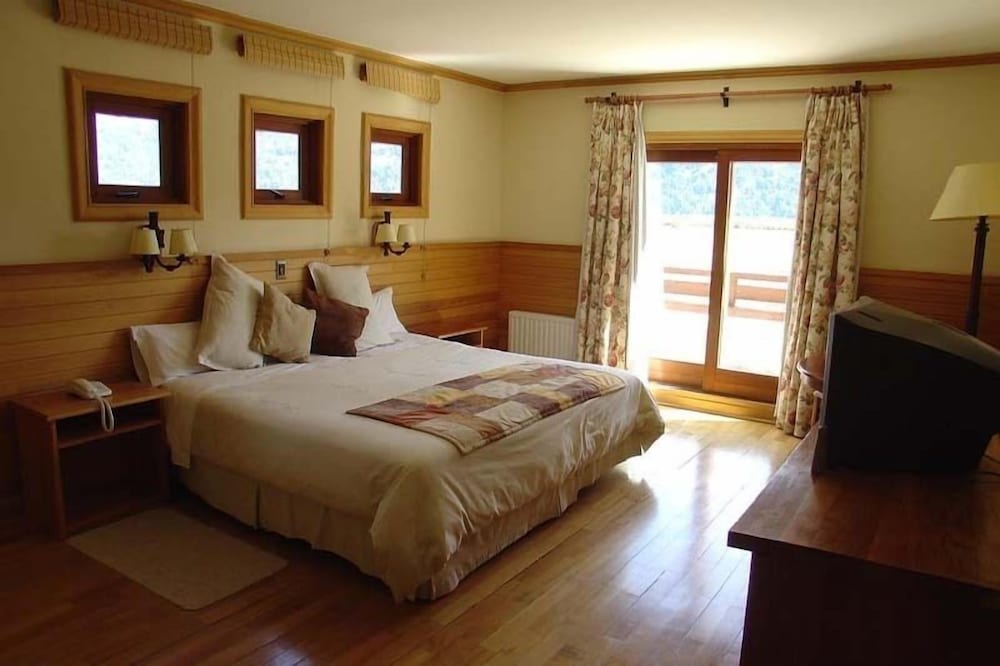 Standard Room, 1 Double or 2 Twin Beds