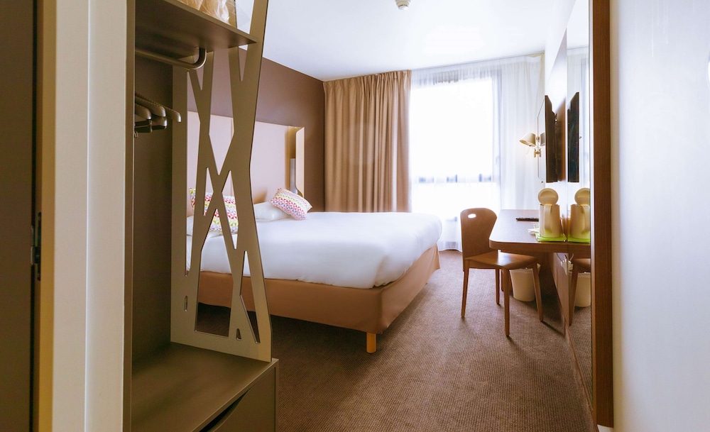 Standard Room, 1 Double Bed - Photo 11