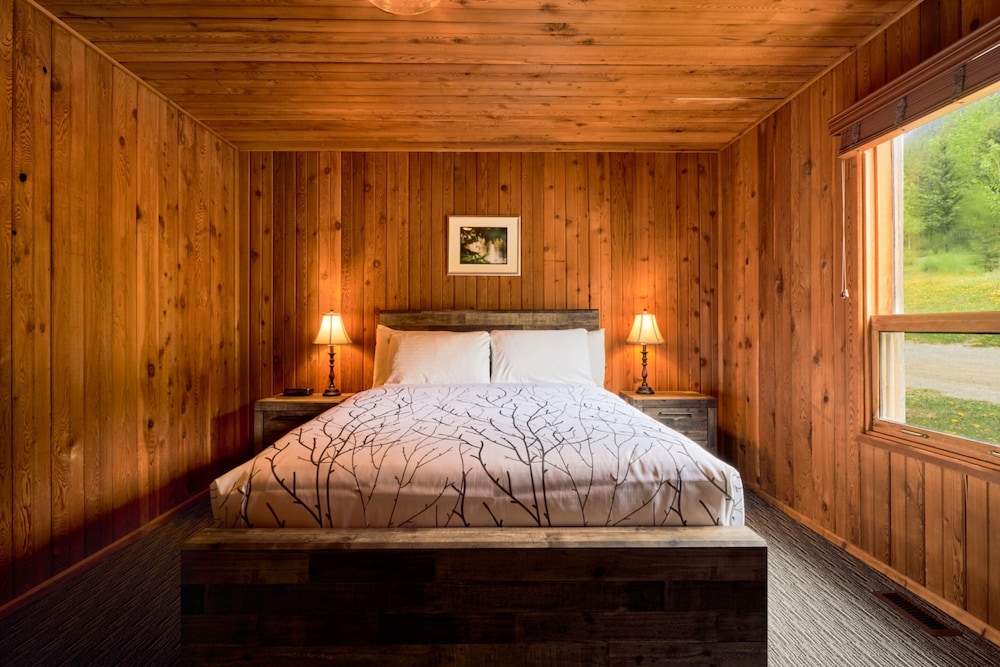 Deluxe Cabin photo 2