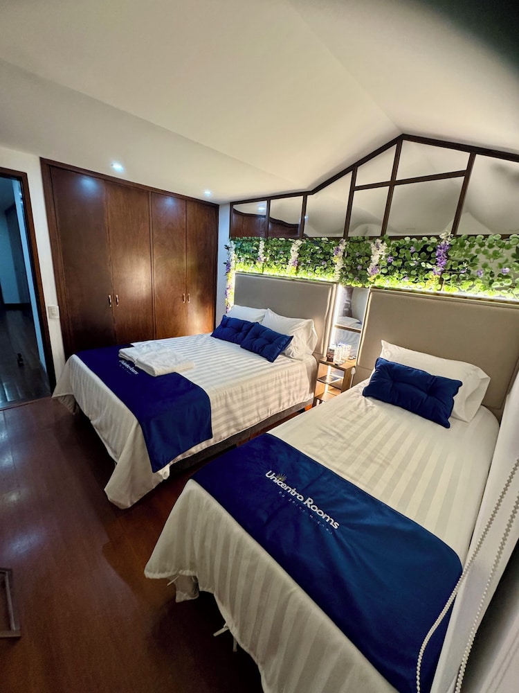Classic Quadruple Room, City View