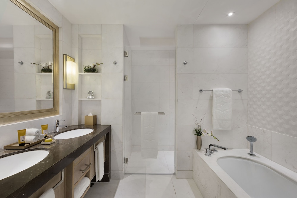 Executive Suite, 1 King Bed