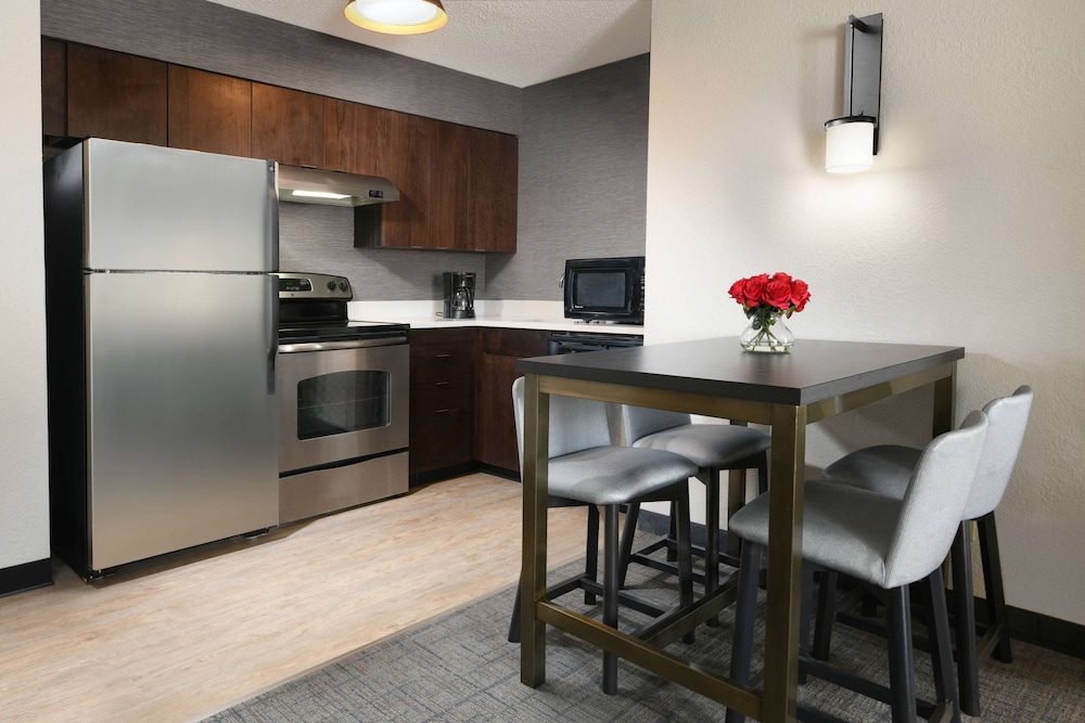 Suite, Multiple Beds (Two Bedroom)