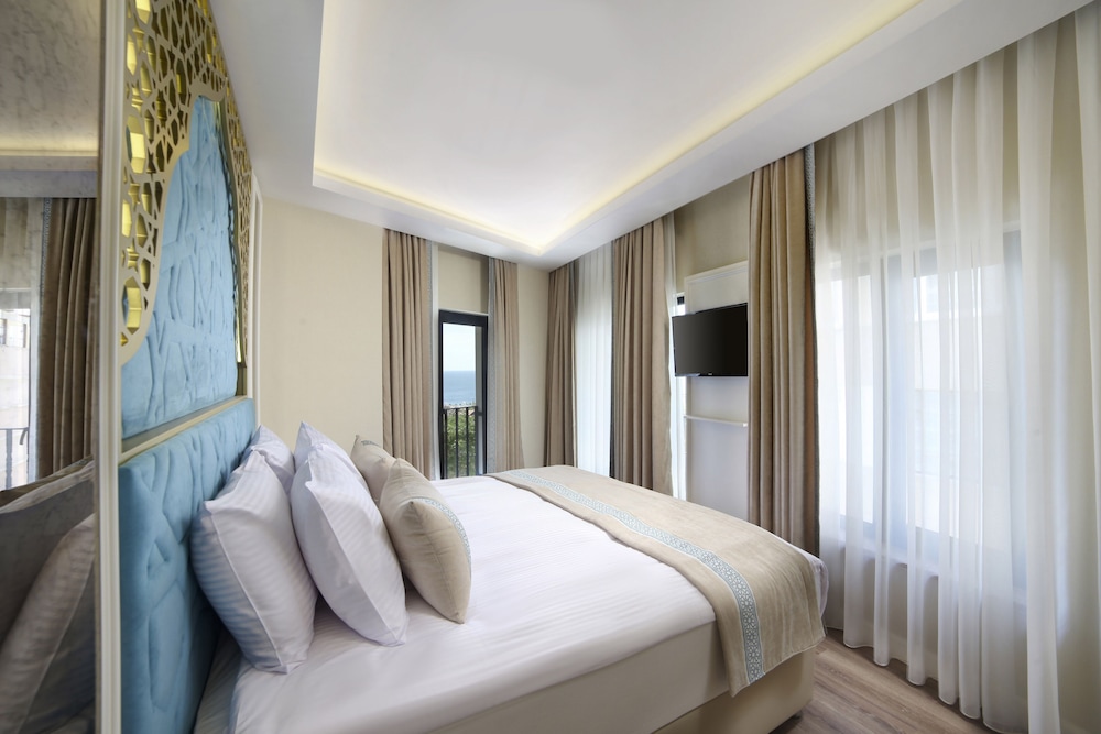 Executive Room photo 2