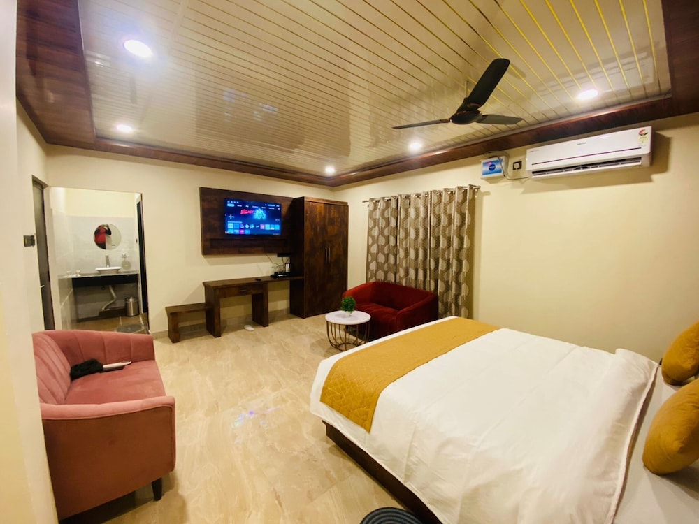 Royal Room