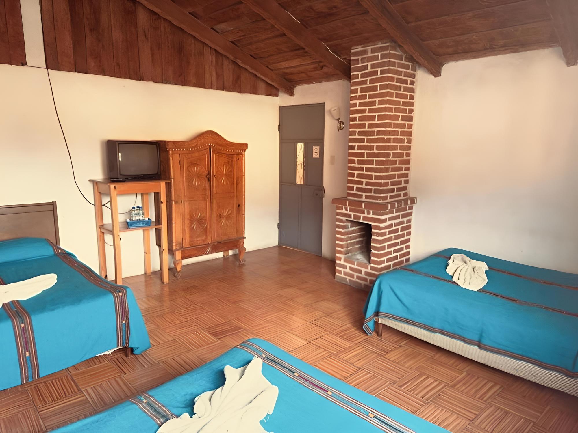 City Room photo 2