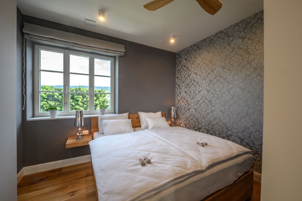 Design Apartment, Mountain View