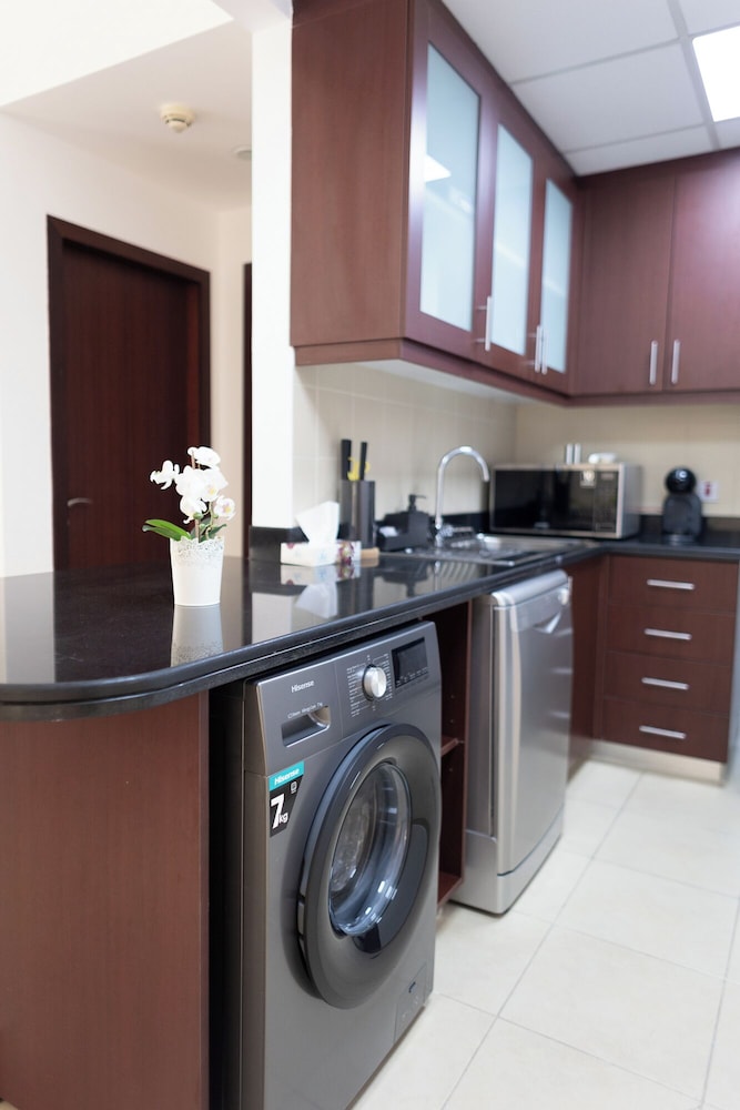 Deluxe Apartment, 1 Bedroom, Balcony, Marina View photo 2
