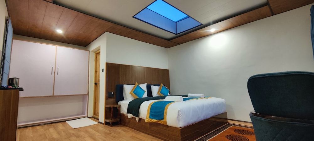 Luxury Room