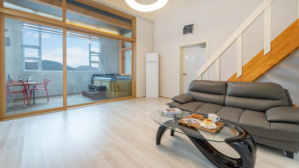 Basic Room, 1 Bedroom (A  Love(Spa,BBQ)) photo 1