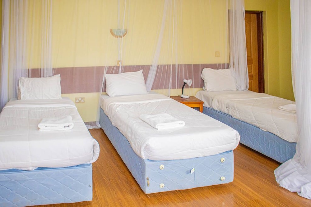 Comfort Triple Room photo 3