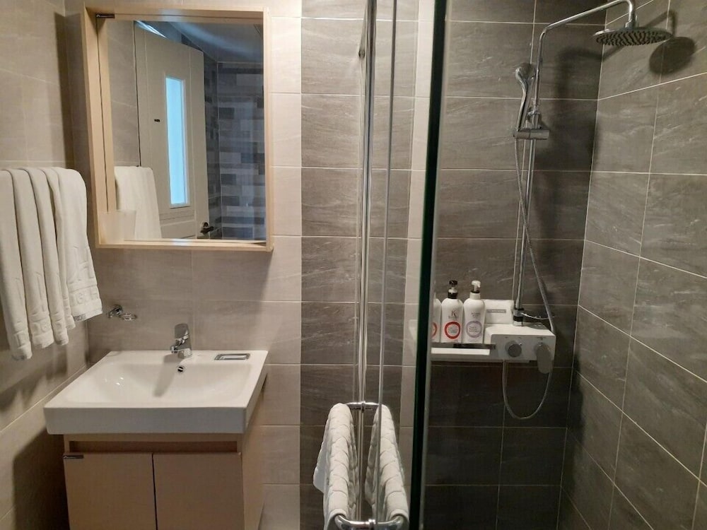 Standard Room - Photo 5
