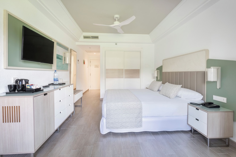 Double Room, Balcony, Garden View